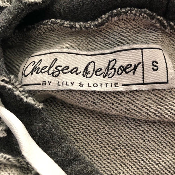 Chelsea DeBoer - Distressed Pull-Over - Hoodie - Grey - Size: Small - Picture 2 of 10
